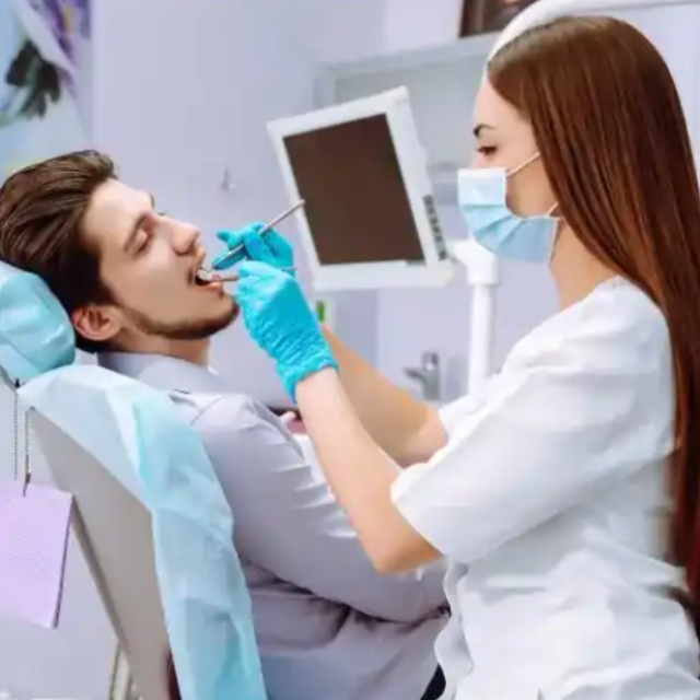 Modest Dentistry